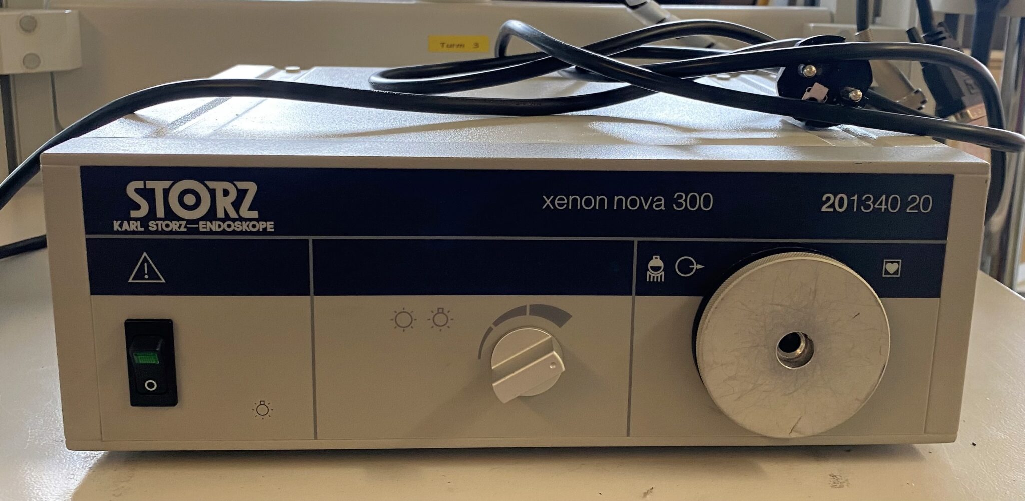 KARL STORZ XENON NOVA 300 / 201340 20 German Meditech